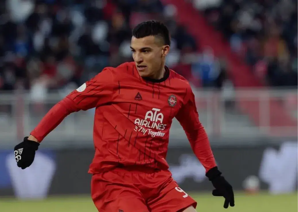 امیرحسین حسین‌زاده؛ ستاره تراکتور که بهترین بازیکن شد و همه را شگفت‌زده کرد!