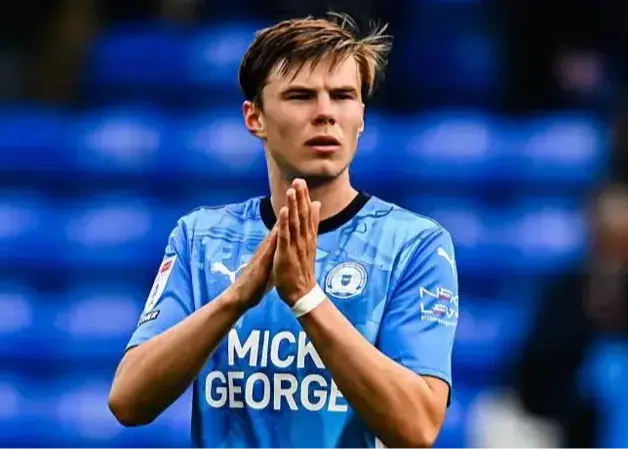 بازنشستگی شوکه‌کننده مدافع سوئدی ۲۴ ساله: «فوتبال دیگر حسش را ندارم!»