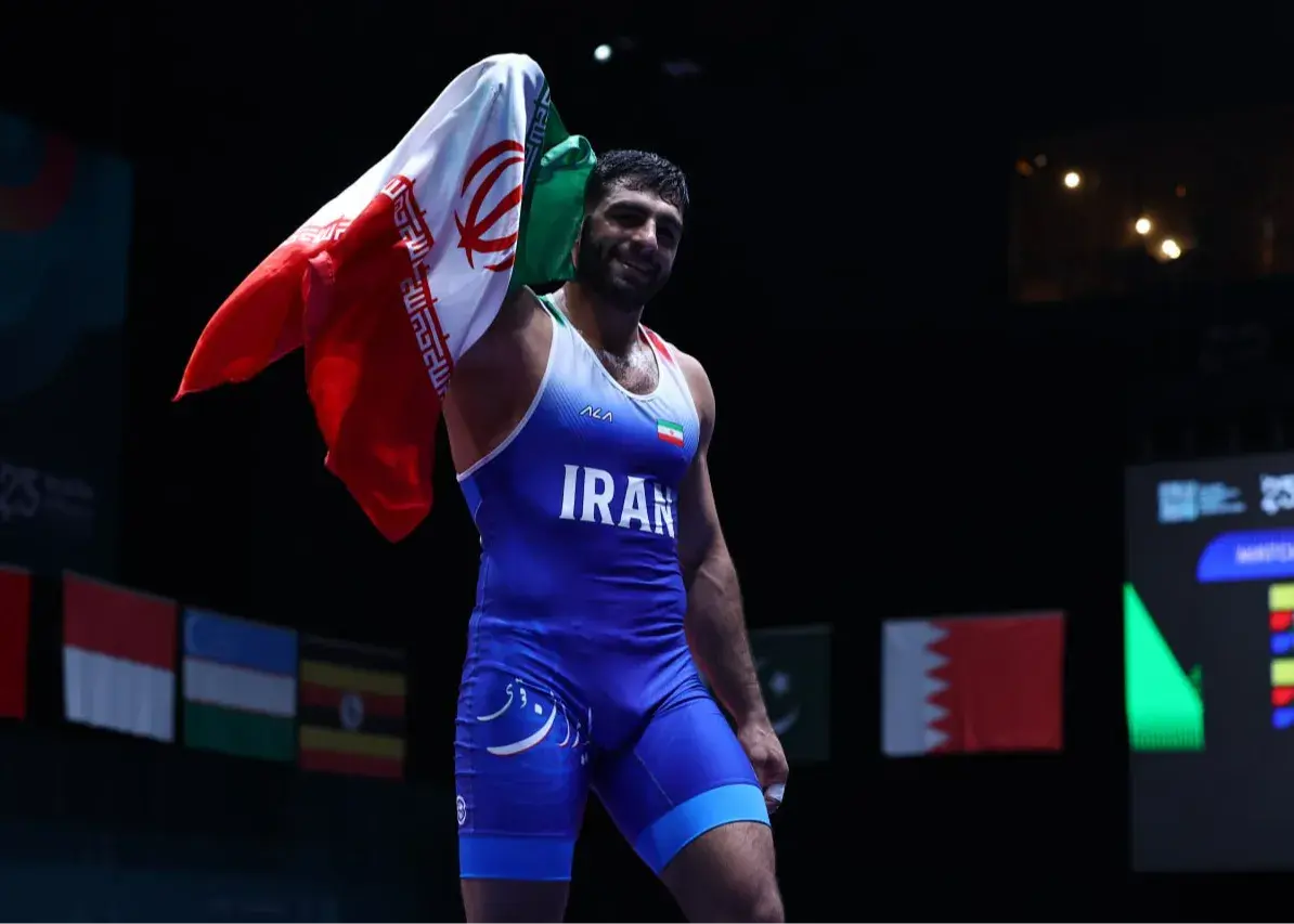 ستاره کشتی ایران در کنار امباپه و یامال