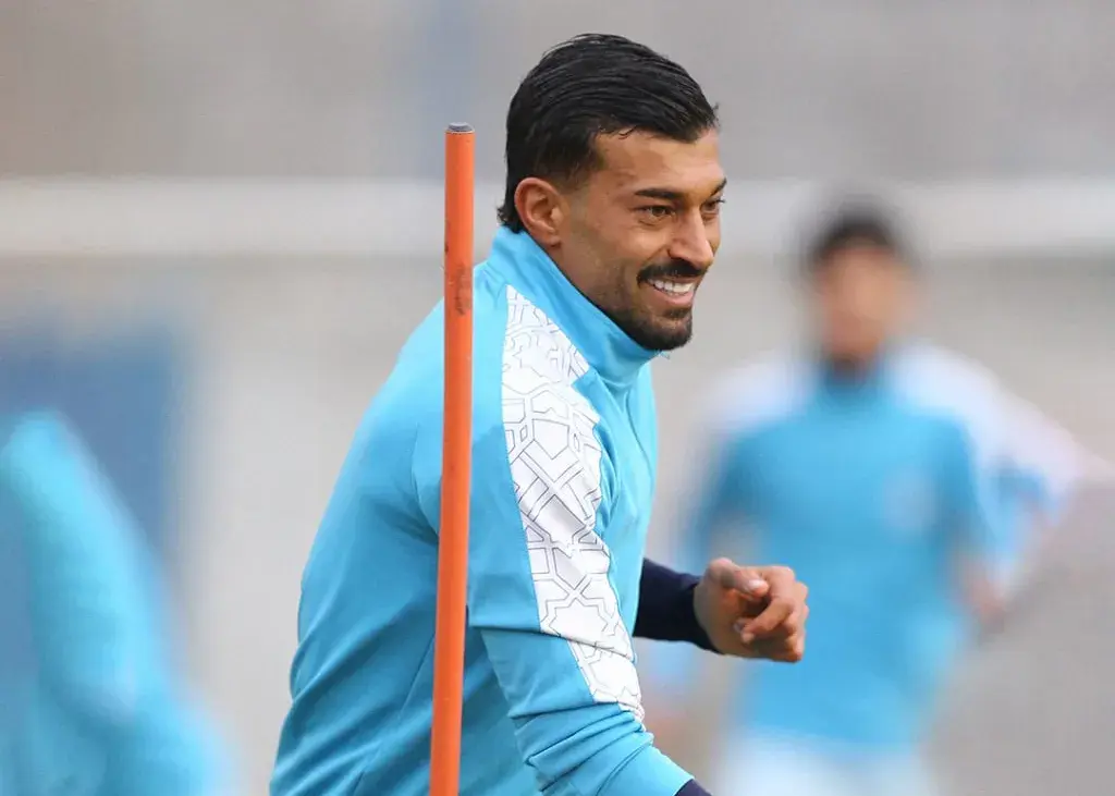 در آغوش گرم ساپی: رامین استقلال را آرام کرد!