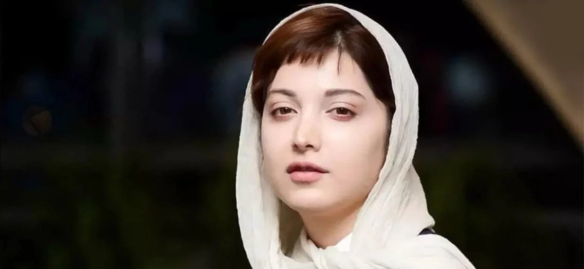 عکس| مادر جوان و کم سن و سال روشنک ‌گرامی/ عجب مادر کیوتی دارد