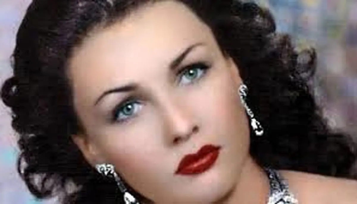 سفر خارق‌العاده در زمان؛ راز دیدار فوزیه ملکه مصر با برادرش ملک فاروق فاش شد!