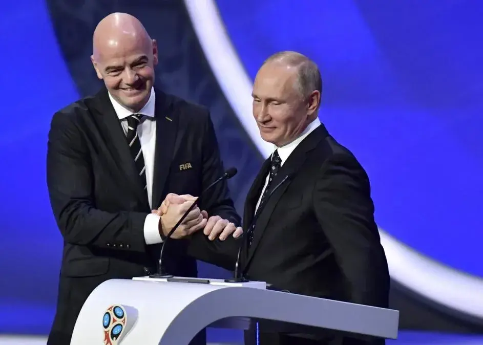 فیفا چراغ سبز داد؛ بازگشت روسیه به میادین فوتبال در تورنمنت‌های آینده؟