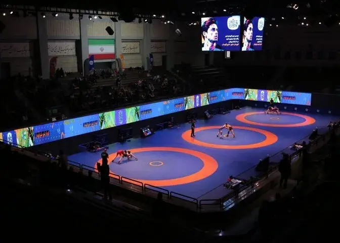 فینال لیگ برتر کشتی در سالن شهدای هفتم تیر برگزار می‌شود؛ چرا آزادی هنوز آماده نیست؟