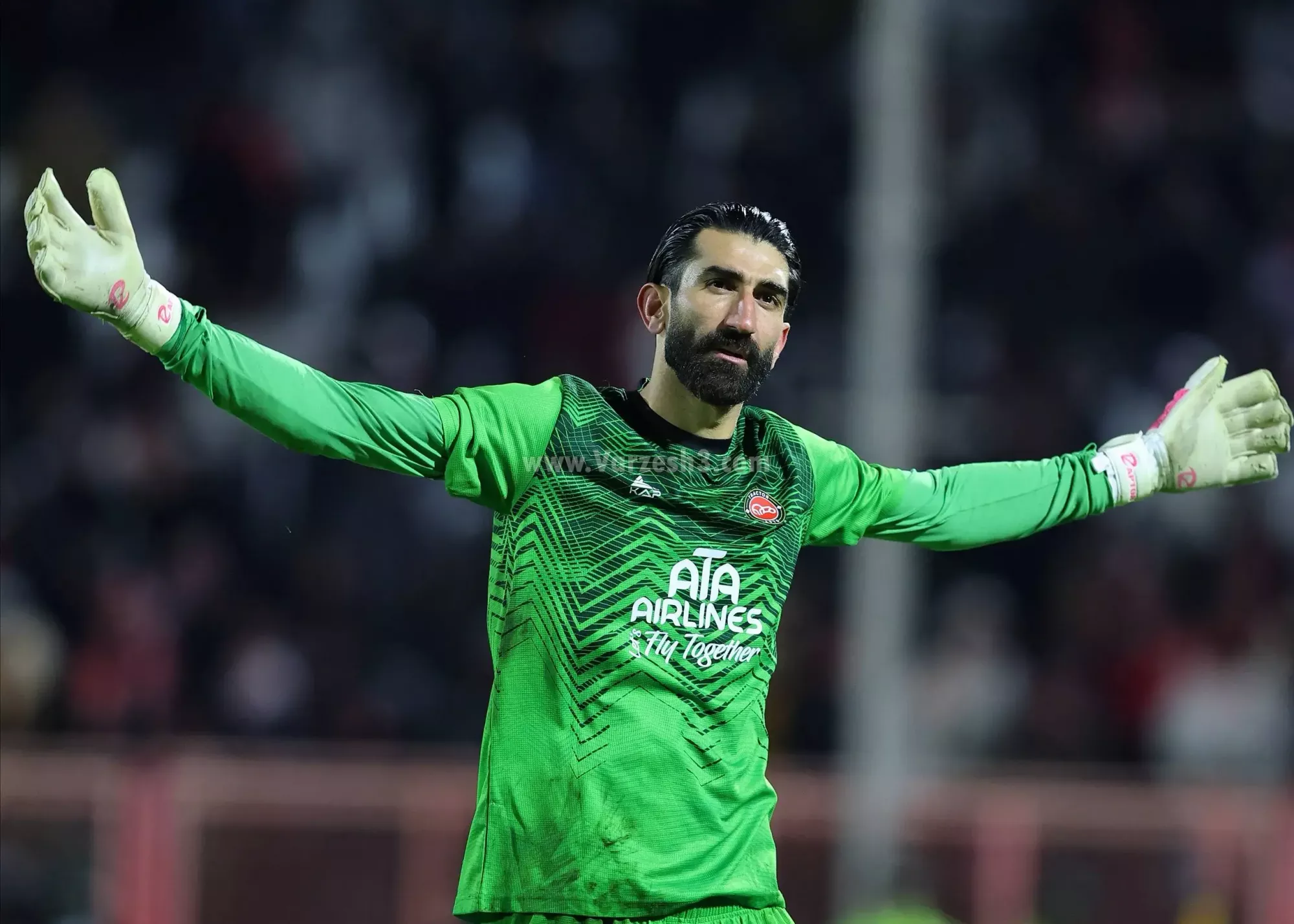 هشدار جنجالی بیرانوند به هواداران: پرسپولیس را کاملاً فراموش کنید!