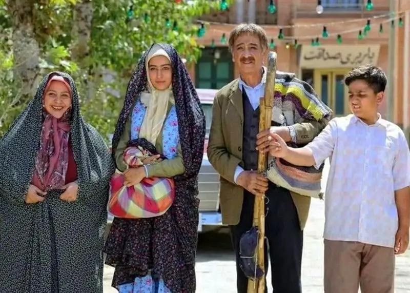 مه لقا مینوش زاد در حکایت های کمال