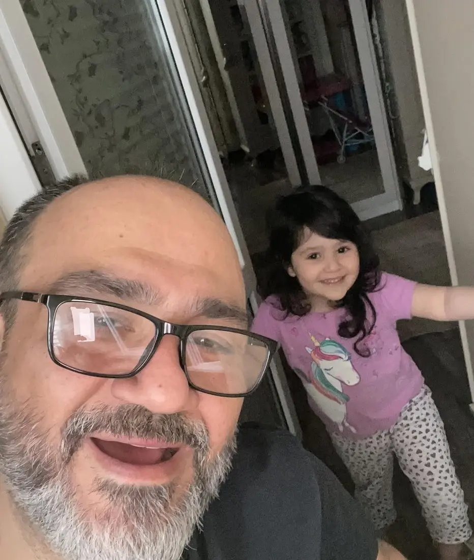 khda-ba-mn-aamadh-am-dr-hai-khoshbkhti-ro-baz-kn-k