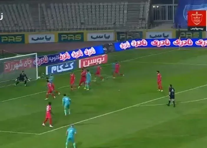 روح مانوئل نویر در کالبد پیام نیازمند!