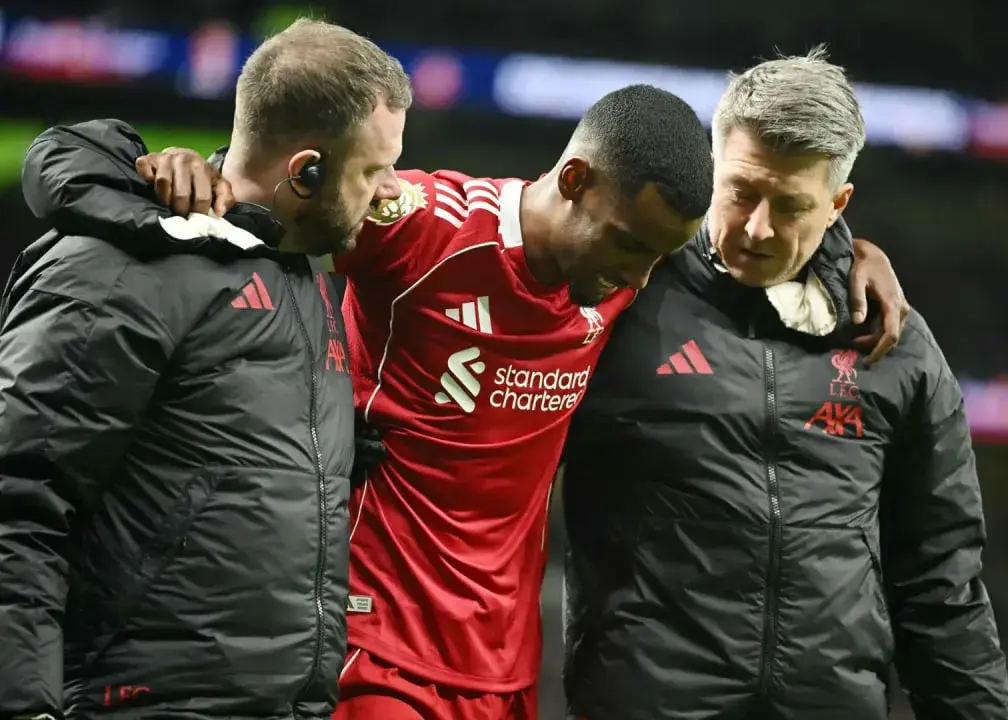 پیام دلگرم‌کننده الکساندر ایساک پس از جراحی سنگین پایش در لیورپول