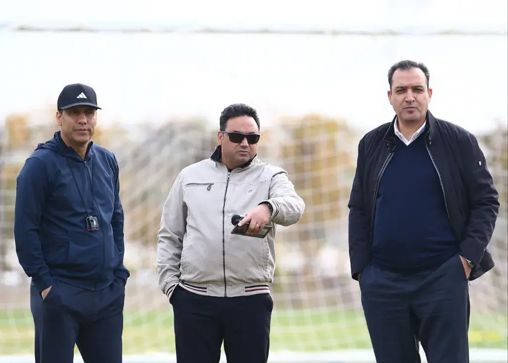 مدیرعامل گل‌گهر به میان بازیکنان آمد؛ جلسه‌ای که سرنوشت تیم را تغییر می‌دهد؟