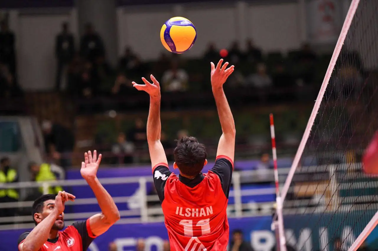 صدرنشینی لیگ والیبال ایران در آستانه تغییر؛ پیکان و فولاد سیرجان رقابتی نفس‌گیر در ۷۲ ساعت آینده!