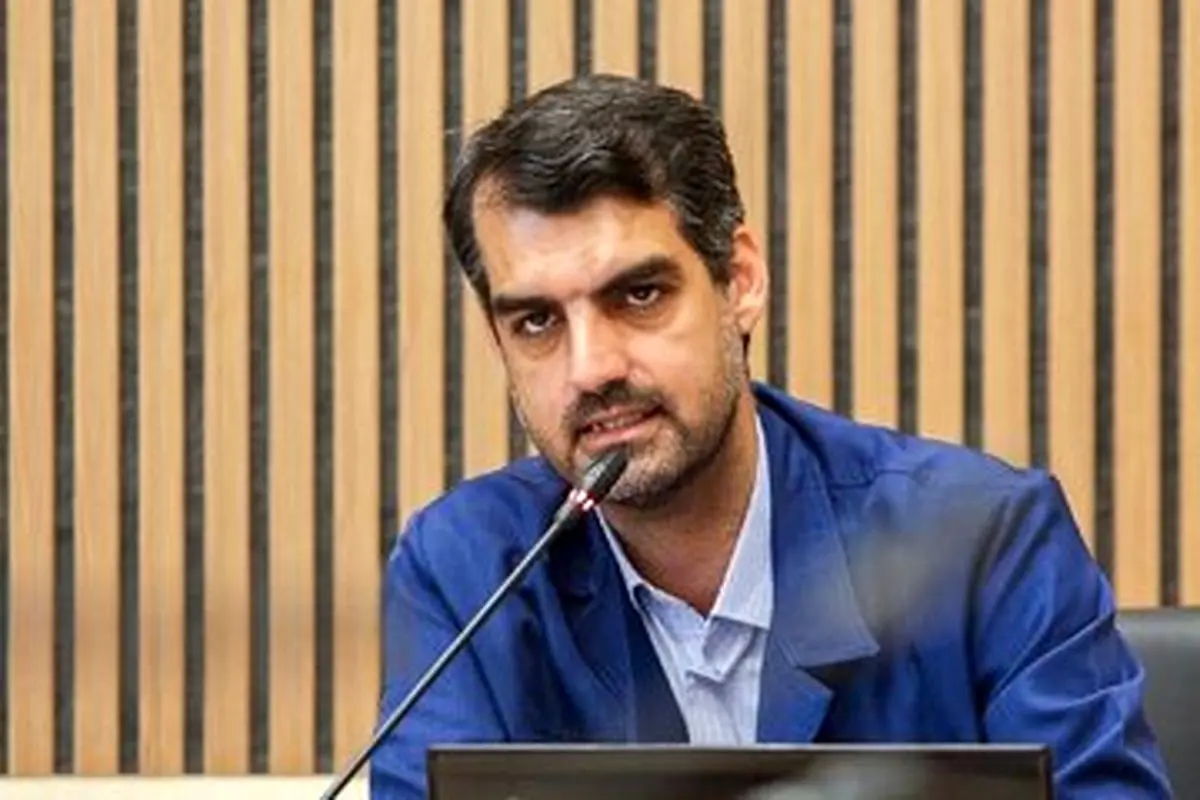 حمله تند رسانه‌های اصولگرا به نماینده قم به خاطر انتشار پیام‌های عجیب درباره آینده و جنگ!