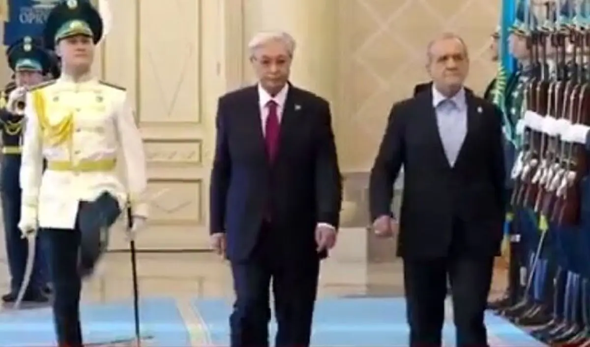 رئیس جمهور ایران با استقبال رسمی در قزاقستان مواجه شد؛ سفر مهمی که می‌تواند روابط را متحول کند!