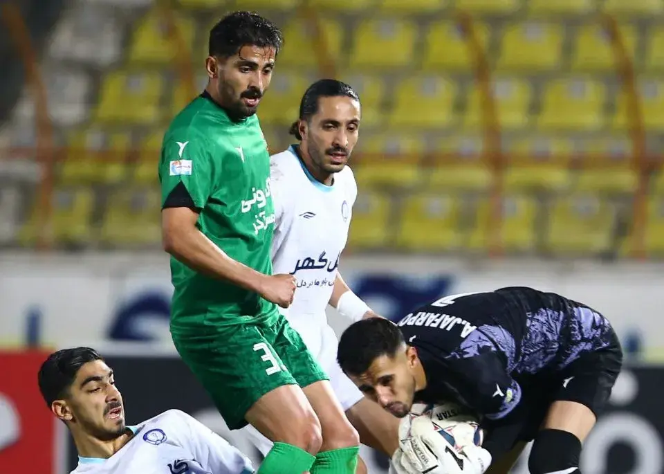 شمس‌آذر 1 – گل‌گهر 1: برد در یک دقیقه از دست رفت!