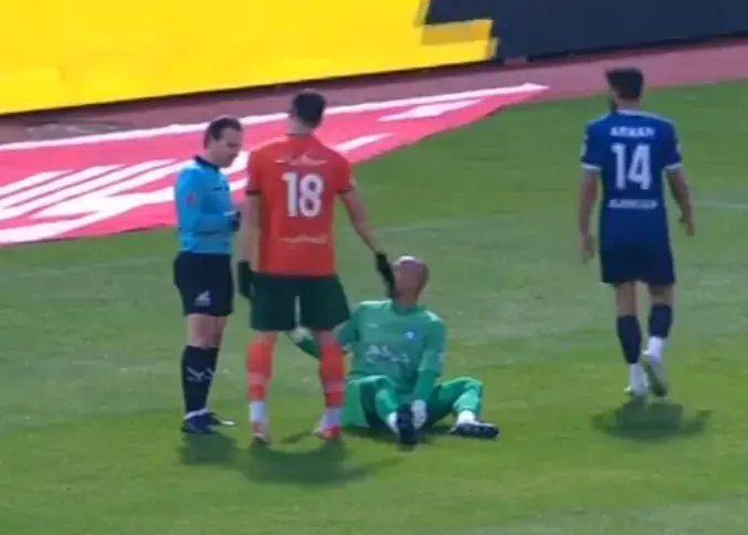 برف ناگهانی دربی کویر کرمان؛ رقابت سرنوشت‌ساز در سرمای زمستانی!