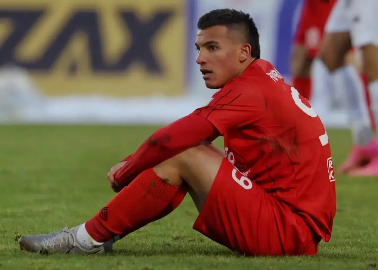 آمار عجیب قهرمان: پنج بازی، یک برد!