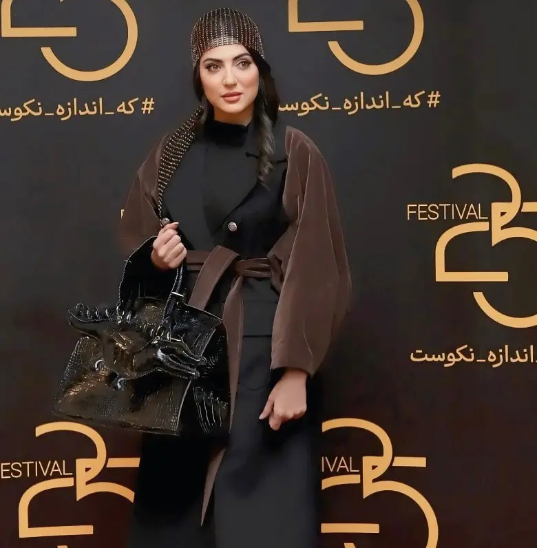 photo_2025-11-18_23-41-32