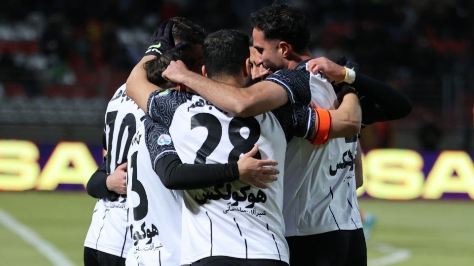 شکست سنگین مس رفسنجان مقابل سپاهان؛ آیا محرم نویدکیا سرنوشت رسول خطیبی را رقم زد؟