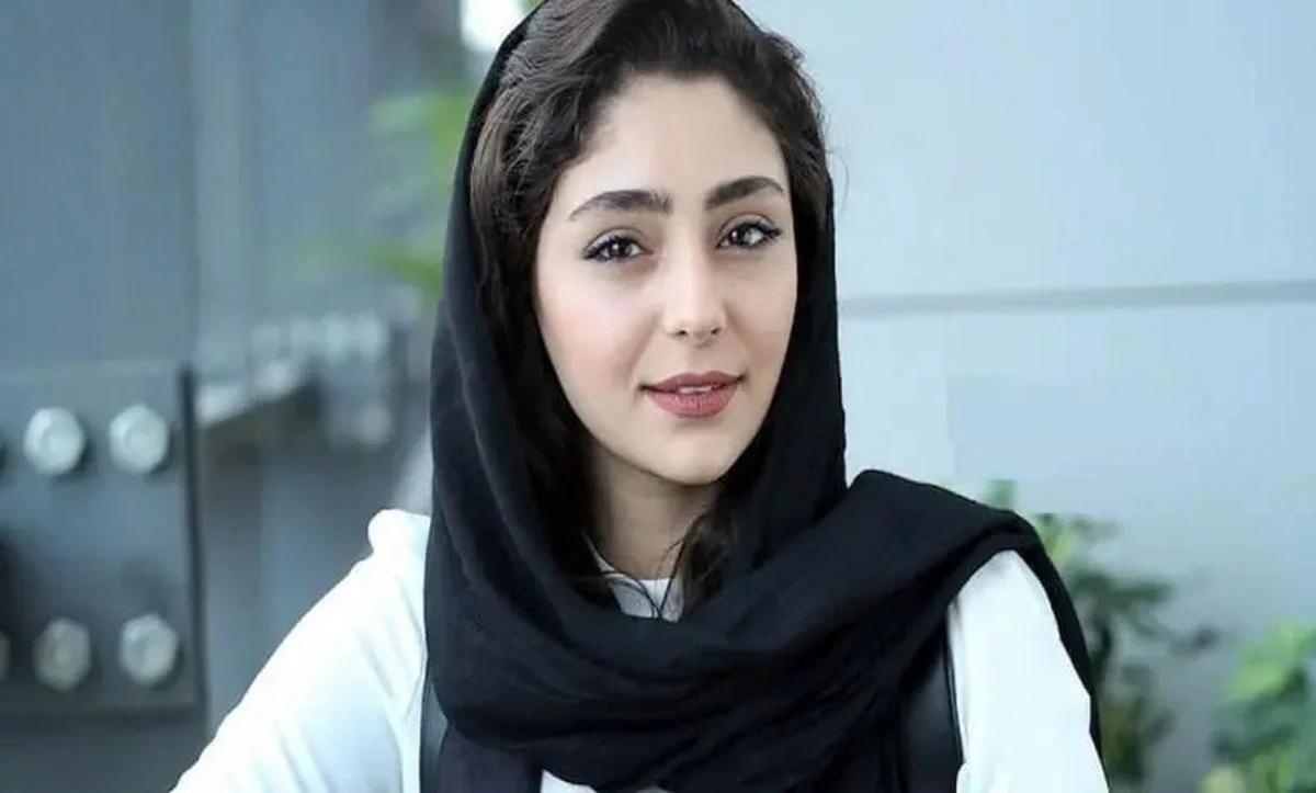 هستی مهدوی‌فر تولدش را با تم کریسمس جشن گرفت؛ واکنش جالب طرفداران در شبکه‌های اجتماعی