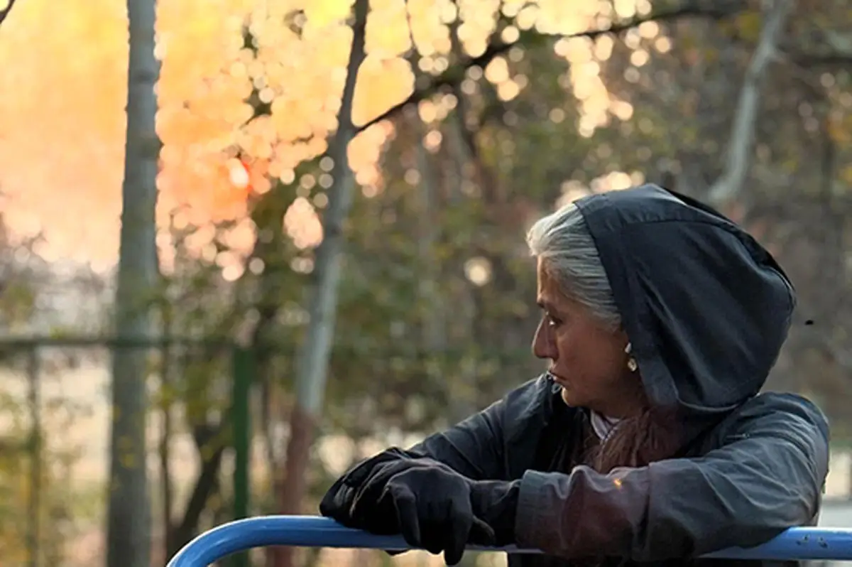 رویا جاویدنیا با عکس‌های پاییزی‌اش در پارک، دل هزاران دنبال‌کننده را ربود!