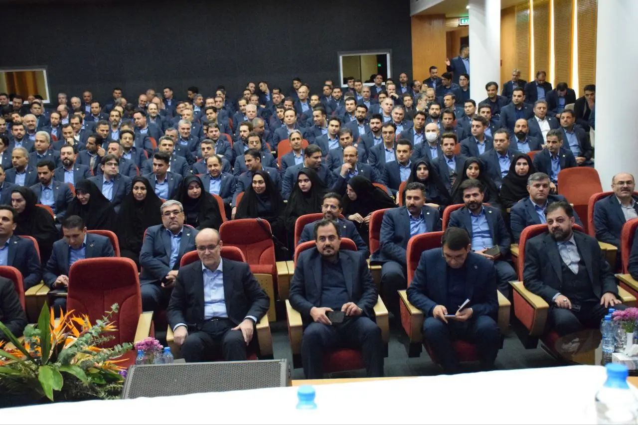 photo_۲۰۲۵-۱۲-۰۶_۰۰-۲۹-۵۶ (2)