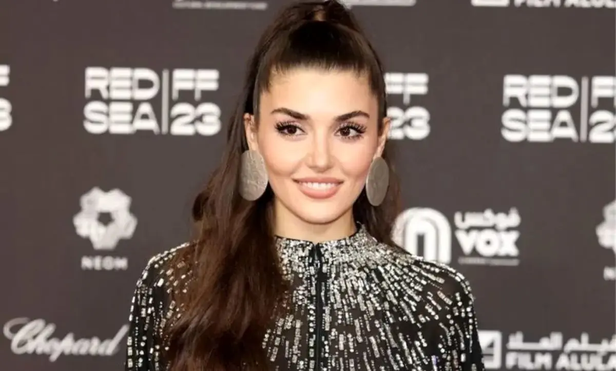 هانده ارچل با استایل زمستانی کنار خواهرش؛ عکس‌هایی که اینستاگرام را منفجر کرد!