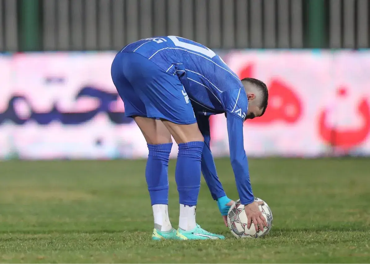 عجله عجیب آسانی برای ششمین گل استقلال در دقیقه ۲ بازی!