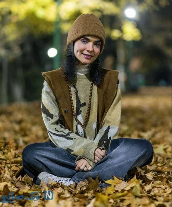 سارا باقری پست جدید نگین صدق گویا