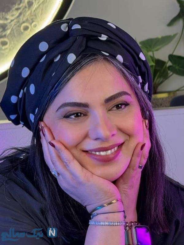 روشنک عجمیان