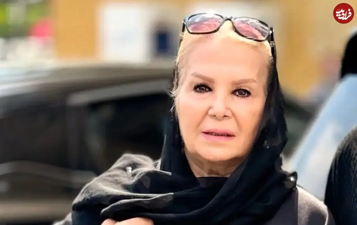 نگاهی جذاب به سفر در زمان با عکس‌های نادر بازیگران افسانه‌ای سال ۵۴!