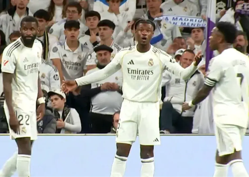 کاماوینگا عصبانیت از وینیسیوس را قاطعانه تکذیب کرد؛ ماجرایی که جنجال‌ساز شد!