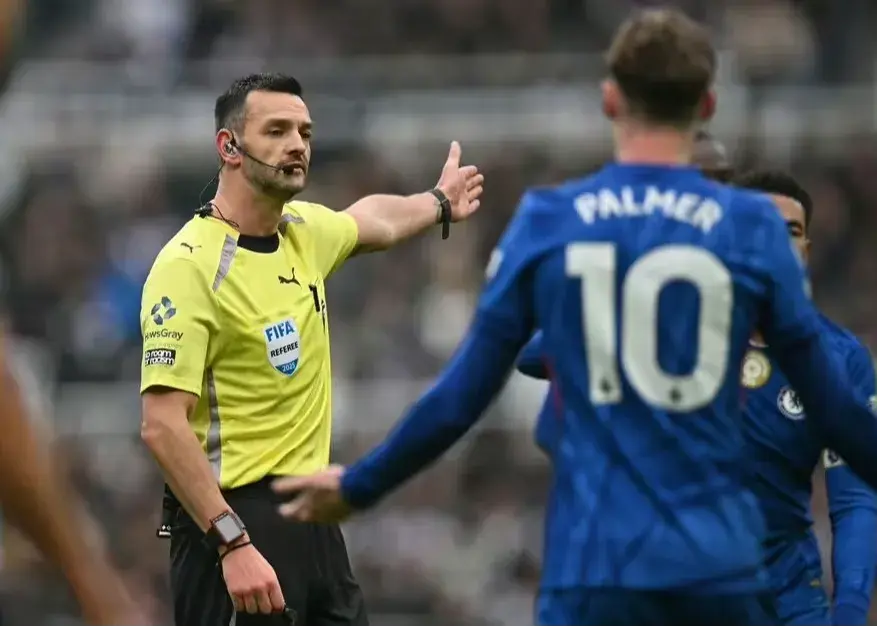 اختلال بزرگ در تکنولوژی آفساید لیگ برتر؛ چرا گل نیوکاسل ساعت‌ها تایید نشد؟