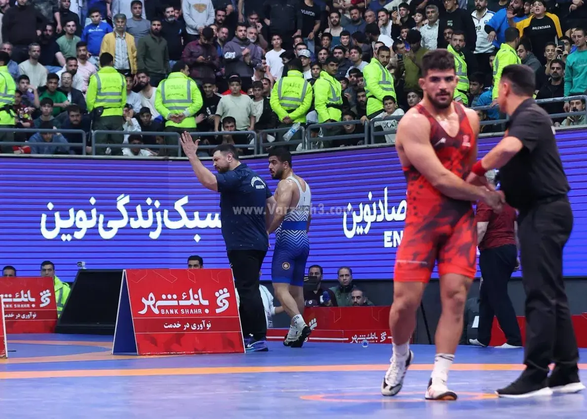 در غیاب فوتبال، بسکتبال و کشتی پرسپولیس و استقلال چگونه به صحنه رقابت تبدیل شدند؟