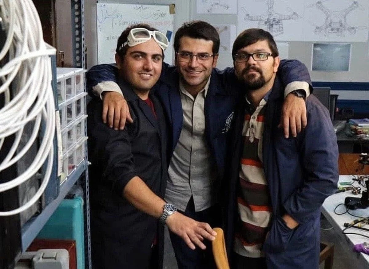 roozbehhesari-narges_1629304000_2643115986853254271_34460586288-1 roozbehhesari.narges_1629304000_2643115986853254271_34460586288-1