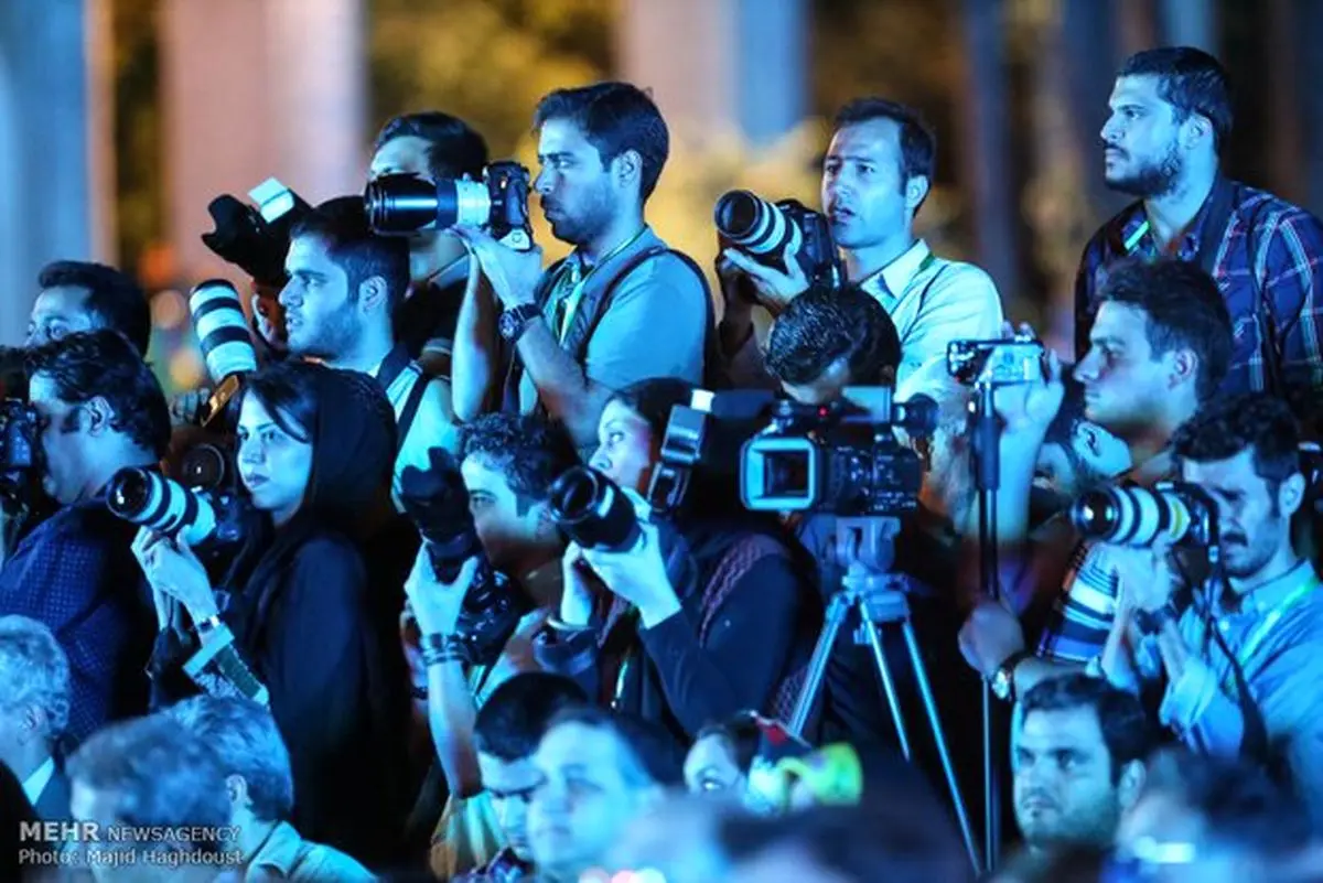 واکنش تند انجمن خبرنگاران سمنان به توهین عجیب عضو شورای شهر؛ خبرنگاران «کلاغ» نیستند!