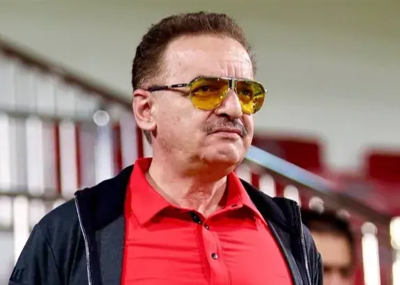 شکایت پسر وزیر از زنوزی