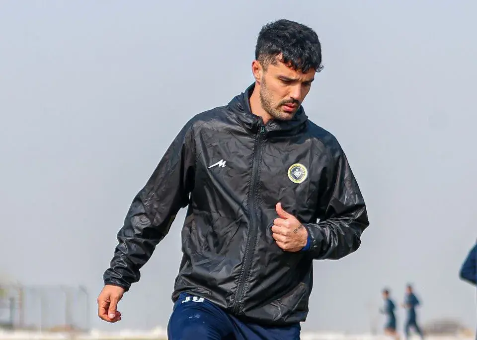 شوک بزرگ در جام حذفی؛ امید نورافکن پنالتی را از دست داد و هواداران چه واکنشی نشان دادند؟