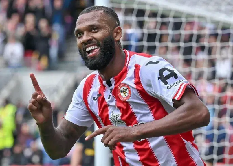 شگفتی بزرگ نوامبر لیگ برتر؛ سرمربی چلسی بر سکوی قهرمانی نشست!