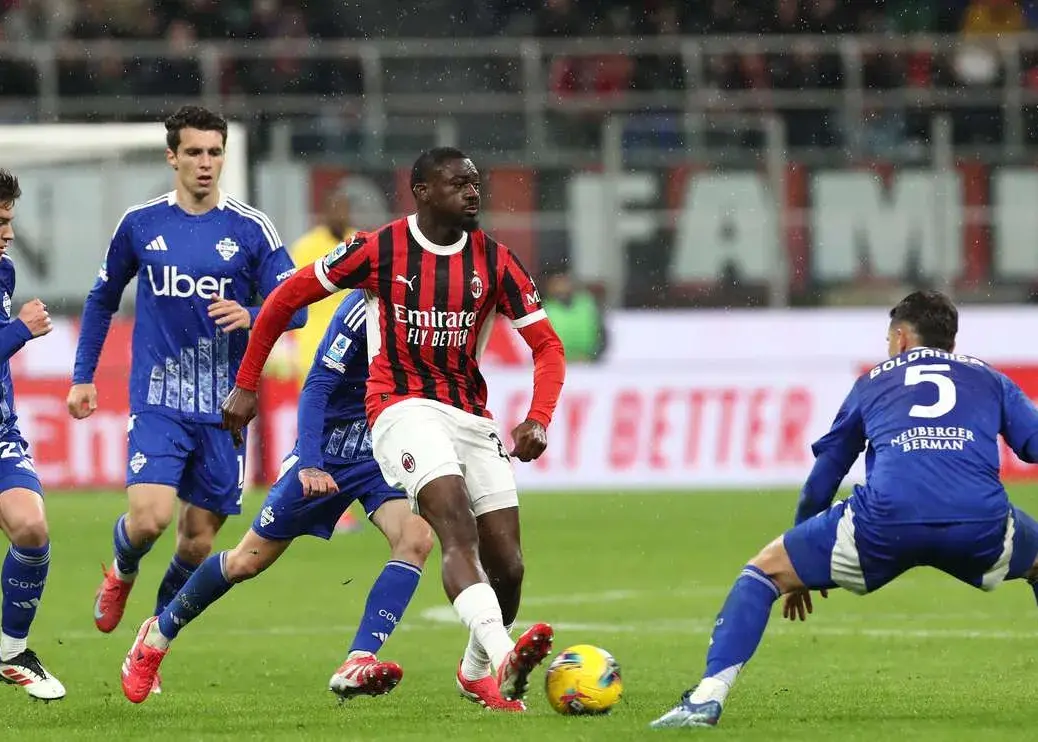 توقف ناگهانی بازی تاریخی میلان-کومو در استرالیا به دستور AFC!