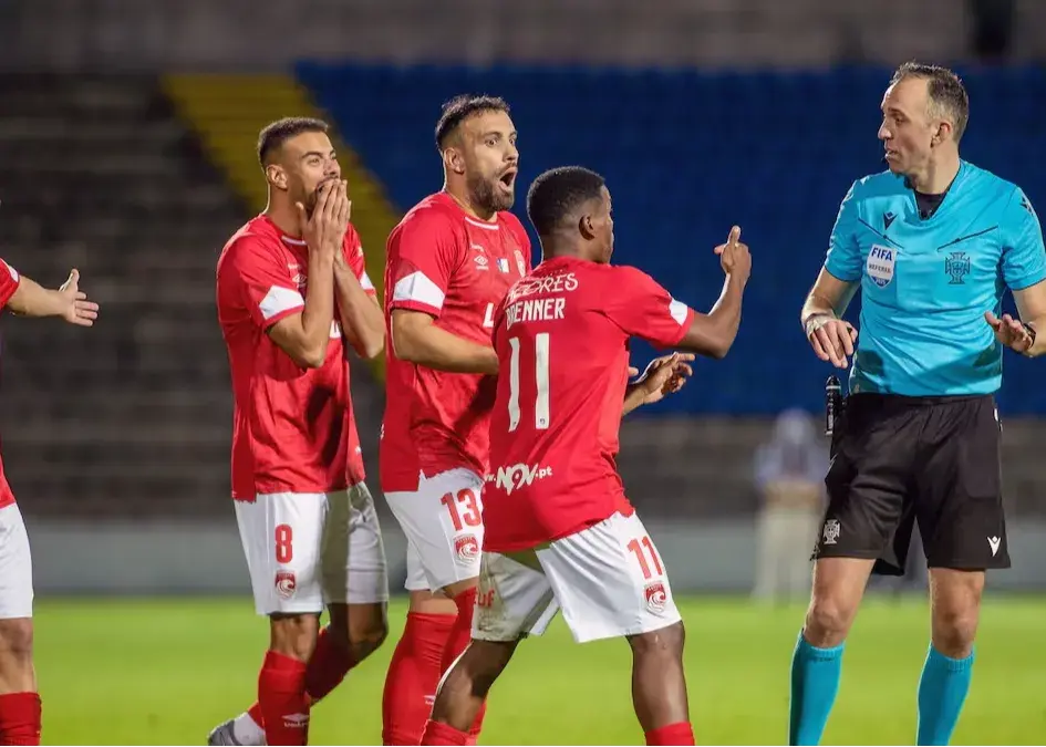 ۱۲ دقیقه جنجالی VAR که فوتبال پرتغال را به لرزه درآورد!