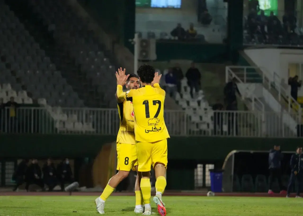 حسین شهابی باز هم فرصت طلایی را از دست داد؛ فجر سپاسی در دقایق پایانی نجات یافت!