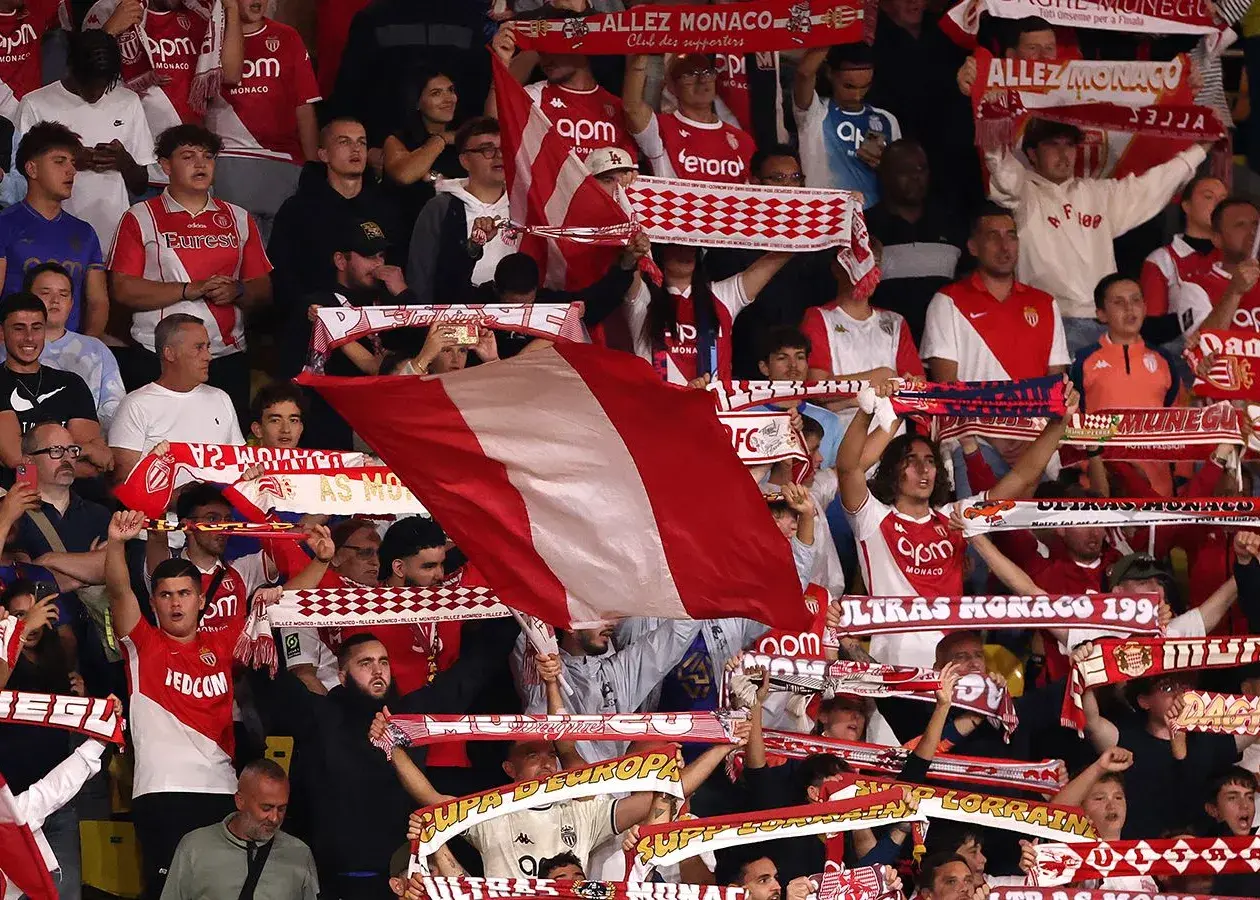 پول شما روح و جان زیبای فوتبال ما را کشت!