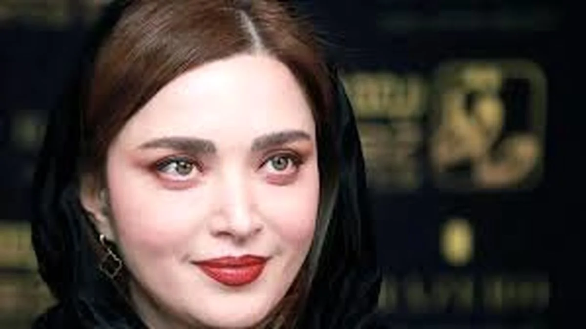 لحظه‌ای صمیمی و بی‌سابقه از بهنوش طباطبایی و هوتن شکیبا که همه را شگفت‌زده کرد!