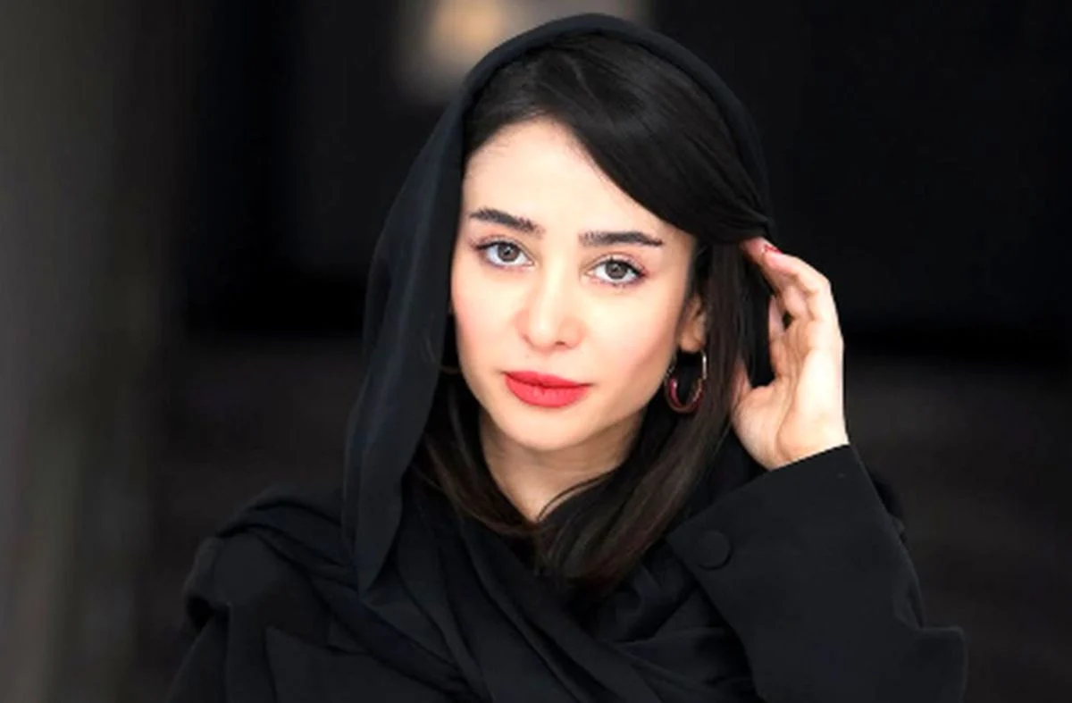 الناز حبیبی در تیپی شگفت‌انگیز و متفاوت؛ الهام گرفته از زنان هالیوودی!