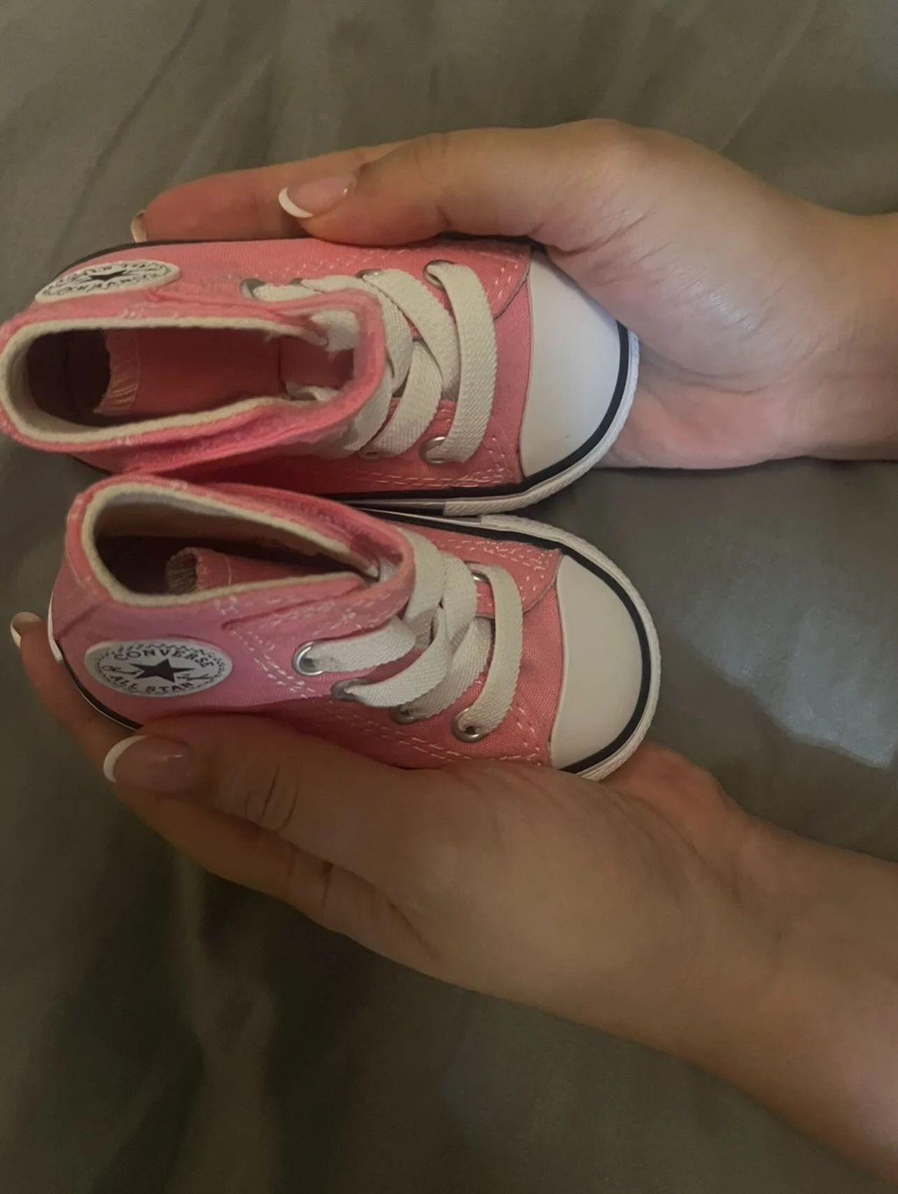 پست احساسی همسر پیمان قاسم‌خانی برای دخترشان