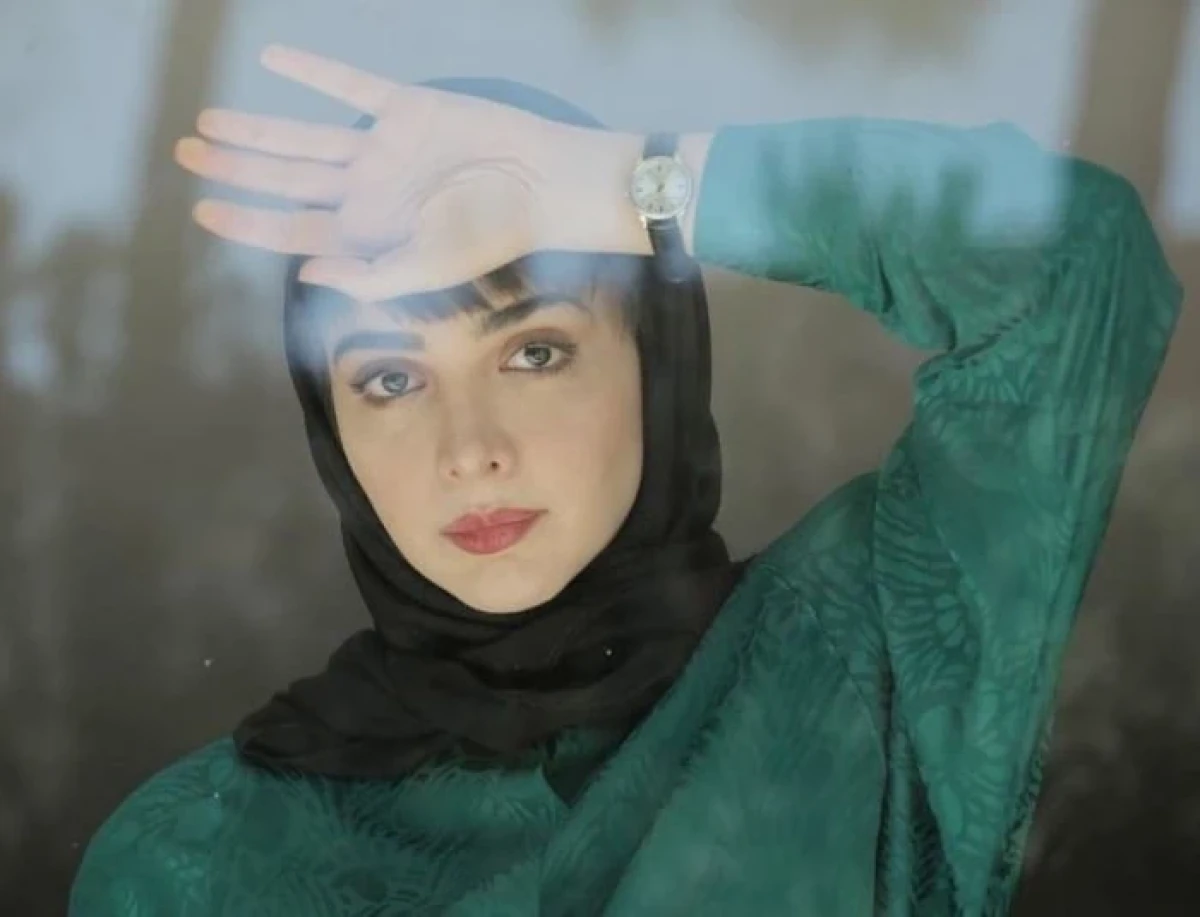جذابیت المیرا دهقانی؛ بازیگری که استایلش همه‌چیز را تغییر داد