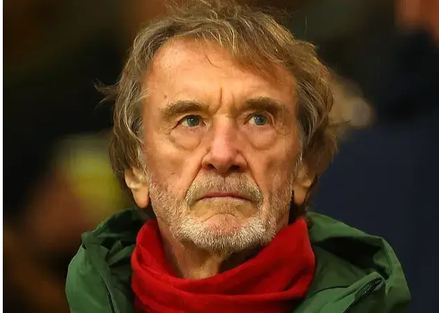 چرا اخراج‌ها منچستریونایتد را به آرامش مالی رساند؟