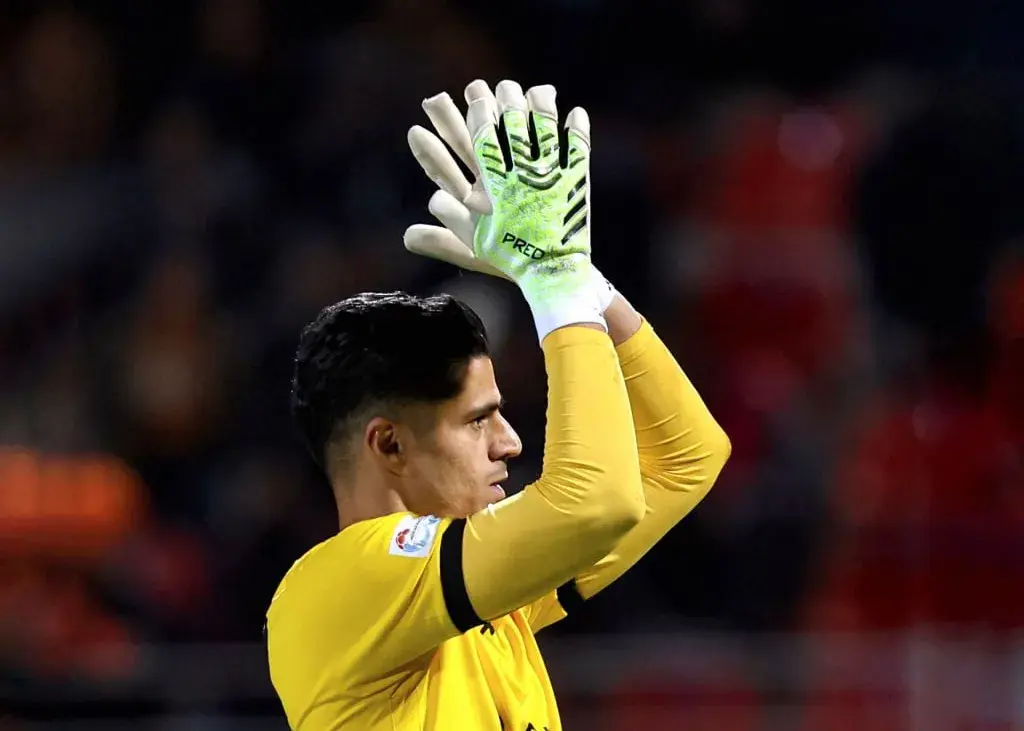 بابا پیام و نهمین کلین‌شیت؛ راز دفاع فولادی پرسپولیس در صدر جدول