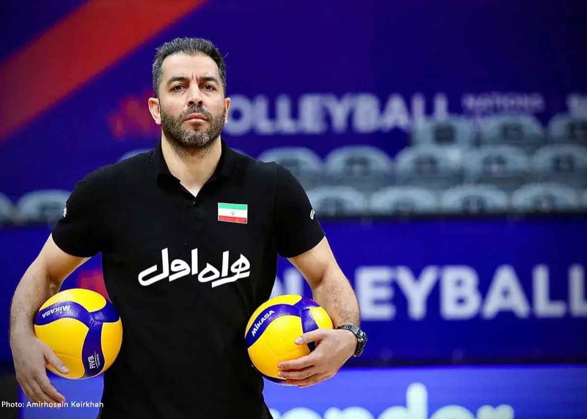 سرمربی محبوب والیبال در تبریز: واکنش شگفت‌انگیز به برد تراکتور مقابل پرسپولیس!