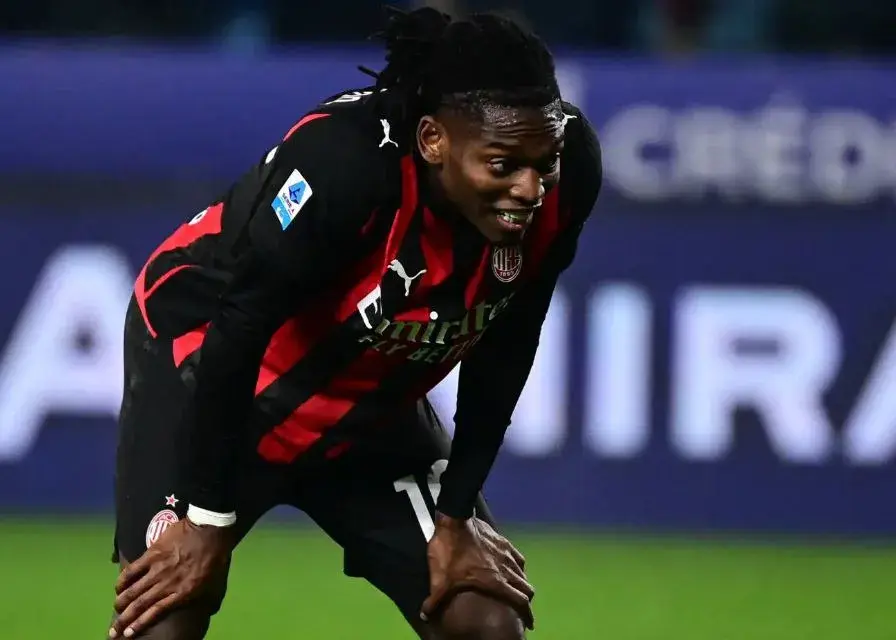 لیائو به مشکلات آلگری و میلان اضافه شد